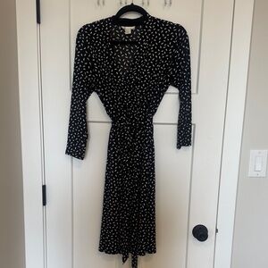 H&M - Mama Black and White Long Sleeve Dress